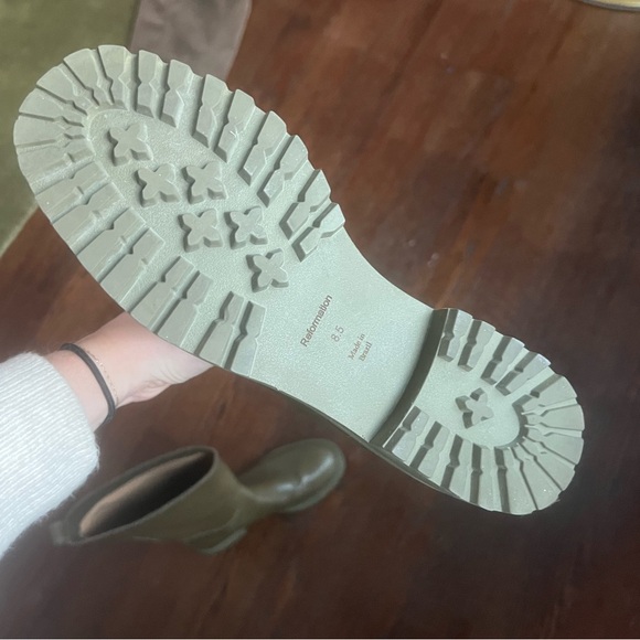 Reformation Rain Boots - Picture 5 of 5